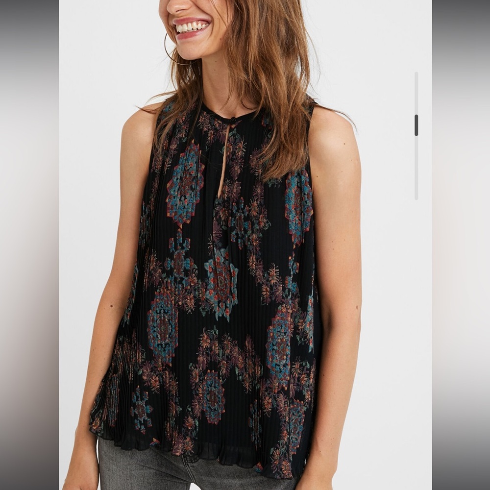 Desigual Mira Blouse XS SmallBlack Mandala Sleeveless Box Pleated Top New